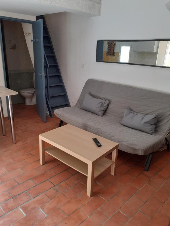 Appartement T1 อิแยร์ ภายนอก รูปภาพ